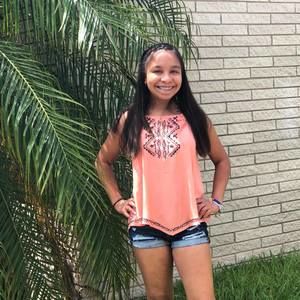 Meet your Posher, Leah